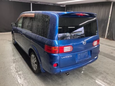 Nissan Lafesta
