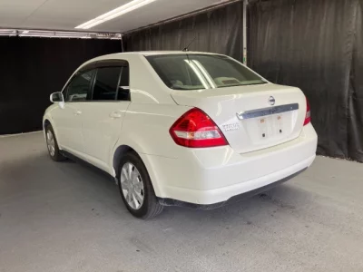 Nissan TIIDA LATIO
