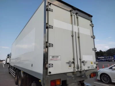 Isuzu GIGA  с аукциона в Японии