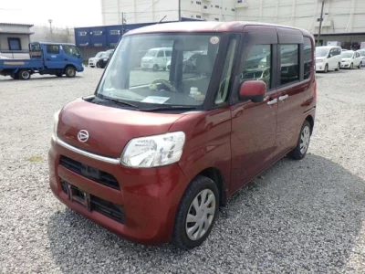 Daihatsu TANTO  с аукциона в Японии