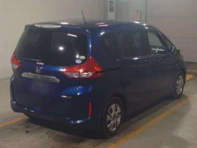 Honda FREED  с аукциона в Японии