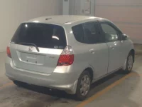 Honda FIT лот № 2022 оценка 3.5  с аукциона в Японии 1