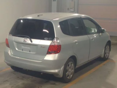 Honda FIT  с аукциона в Японии