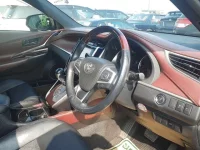 Toyota HARRIER лот № 30269 оценка 3.5  с аукциона в Японии 6
