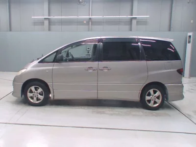 Toyota ESTIMA  с аукциона в Японии