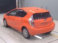 Toyota AQUA лот № 30059 оценка 4.5  с аукциона в Японии 5