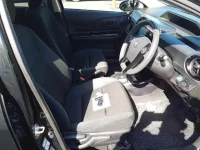 Toyota AQUA лот № 30092 оценка 4  с аукциона в Японии 7