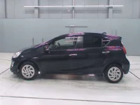 Toyota AQUA лот № 30092 оценка 4  с аукциона в Японии 3