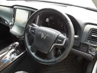 Toyota CROWN лот № 4134 оценка 3.5  с аукциона в Японии 6