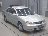 Toyota CAMRY лот № 70028 оценка 3.5  с аукциона в Японии 4