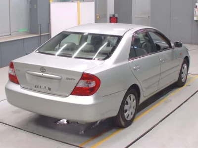 Toyota CAMRY  с аукциона в Японии