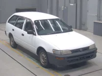 Toyota COROLLA VAN лот № 70023 оценка 3.5  с аукциона в Японии 4