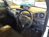 Toyota BB лот № 10008 оценка 4  с аукциона в Японии 6