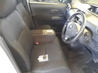 Toyota BB лот № 10008 оценка 4  с аукциона в Японии 7