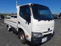 Toyota DYNA лот № 70042 оценка 99  с аукциона в Японии 4