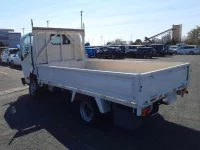 Toyota DYNA лот № 70042 оценка 99  с аукциона в Японии 5