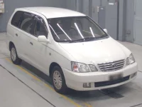 Toyota GAIA лот № 70002 оценка 3.5  с аукциона в Японии 4