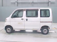 Toyota PIXIS VAN лот № 75022 оценка 3.5  с аукциона в Японии 3