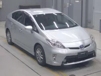 Toyota Prius лот № 30012 оценка 3.5  с аукциона в Японии 4