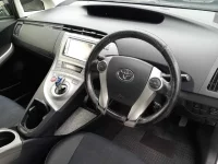 Toyota Prius лот № 30012 оценка 3.5  с аукциона в Японии 6