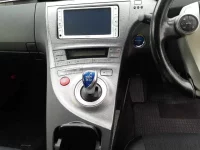 Toyota Prius лот № 30012 оценка 3.5  с аукциона в Японии 8