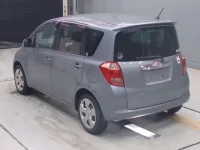 Toyota RACTIS лот № 30056 оценка 3.5  с аукциона в Японии 5