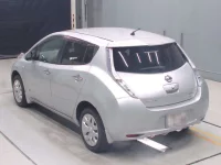 Nissan LEAF лот № 10077 оценка 3.5  с аукциона в Японии 5