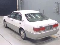 Toyota CROWN лот № 10084 оценка 3.5  с аукциона в Японии 5