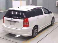Toyota WISH лот № 70009 оценка R  с аукциона в Японии 1