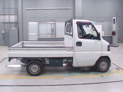 Nissan CLIPPER TRUCK