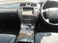 Toyota CROWN лот № 5080 оценка 3.5  с аукциона в Японии 8