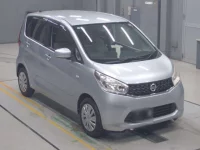 Nissan DAYZ лот № 30192 оценка 3.5  с аукциона в Японии 4