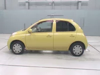 Nissan MARCH лот № 10068 оценка 4  с аукциона в Японии 3