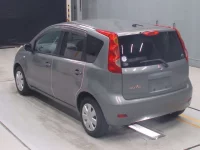 Nissan NOTE лот № 70053 оценка 3  с аукциона в Японии 5