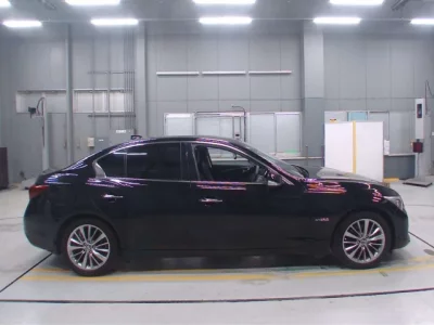 Nissan SKYLINE  с аукциона в Японии