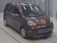 Toyota PORTE лот № 30191 оценка 3  с аукциона в Японии 4
