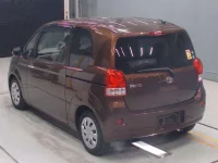 Toyota PORTE лот № 30191 оценка 3  с аукциона в Японии 5