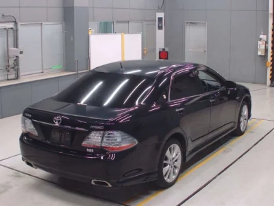 Toyota CROWN  с аукциона в Японии