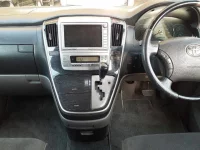 Toyota ALPHARD лот № 70077 оценка 3.5  с аукциона в Японии 8