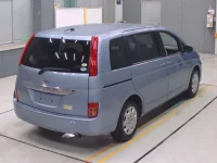 Toyota ISIS лот № 10055 оценка 3.5  с аукциона в Японии 1