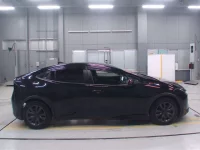 Toyota Prius лот № 30182 оценка R  с аукциона в Японии 2
