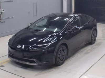 Toyota Prius  с аукциона в Японии
