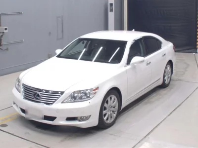 Lexus LS460L