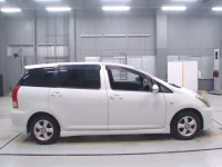 Toyota WISH лот № 70074 оценка 3.5  с аукциона в Японии 2