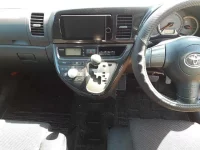 Toyota WISH лот № 70074 оценка 3.5  с аукциона в Японии 8