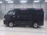 Toyota HIACE VAN лот № 30188 оценка 4  с аукциона в Японии 3