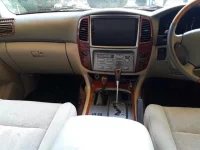 Toyota LAND CRUISER лот № 4101 оценка 3  с аукциона в Японии 8