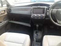Toyota COROLLA AXIO лот № 30245 оценка 4.5  с аукциона в Японии 8