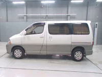 Toyota HIACE лот № 70094 оценка 3.5  с аукциона в Японии 3
