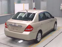 Nissan TIIDA LATIO лот № 10070 оценка 3  с аукциона в Японии 1